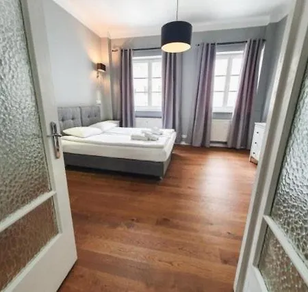 Nowy Swiat 29 Apartment 2*