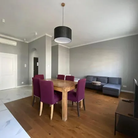 Nowy Swiat 29 Apartment 2*