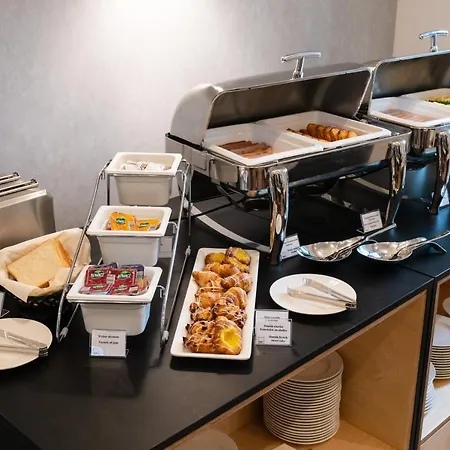 Tulip Residences Targowa Hotel 3*