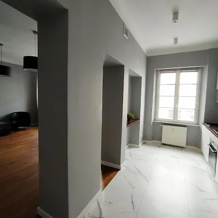 Apartment Nowy Swiat 29 Warschau