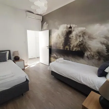 Nowy Swiat 29 Apartment 2*