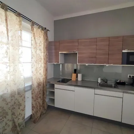 Apartment Nowy Swiat 29 Warschau