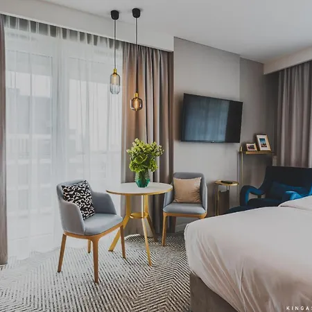 Royal Tulip Centre Apartahotel 5*