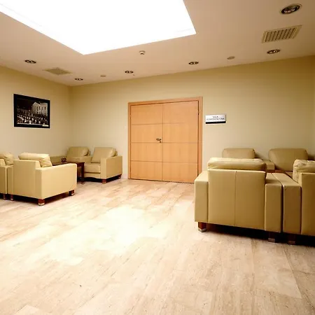 Rezydencja Belweder Klonowa Couette-café 3*