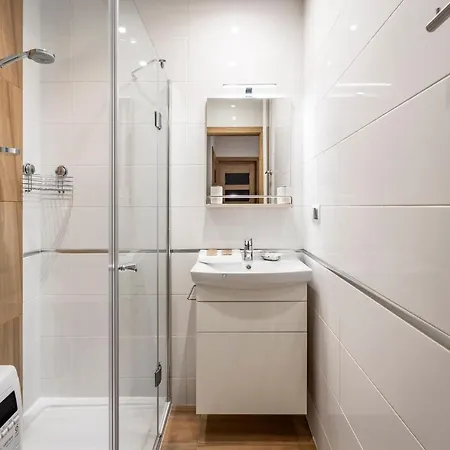 Apartament Hala Mirowska *