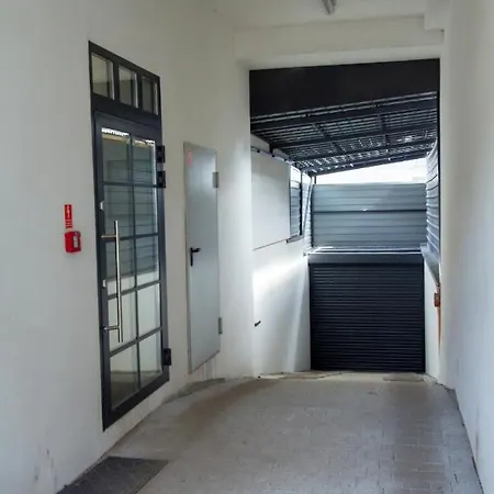 Apartamento Nowy Przy Placu Szembeka Varsovia