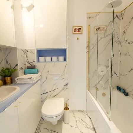 Apartamento Nowy Przy Placu Szembeka Varsovia