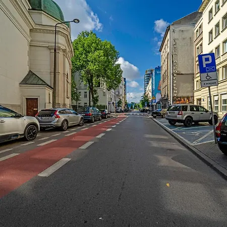 Appartement Plac Zbawiciela Spacious - Location, Metro 200m, 53m2 - By Rentujemy Varsovie