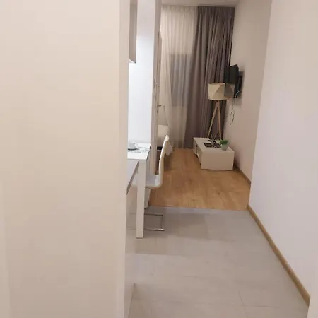 Apartment Zlatarooms 321 Warschau