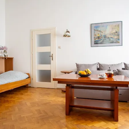 Plac Zbawiciela Spacious - Location, Metro 200m, 53m2 - By Rentujemy Appartement Varsovie