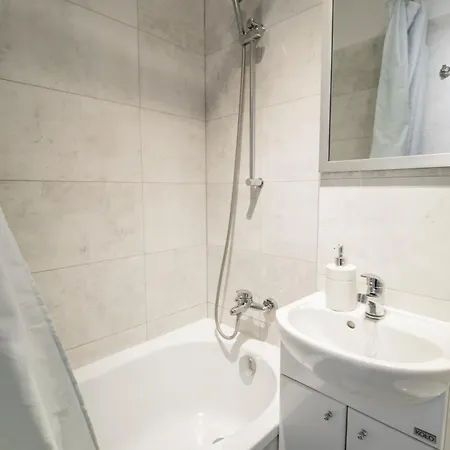 Piotrapartments - Bruna Warszawa