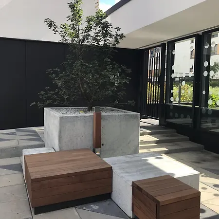 Superior Komputerowa, 4 Rooms, 3 Bedrooms, Airport-city Train, Metro! 24h Reception! Lägenhet