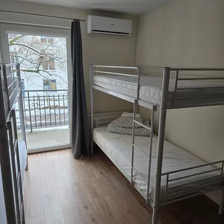 Rooms4rest Skibicka - Private For Tourists - Atr Consulting Sp, Z O,o, Хостел