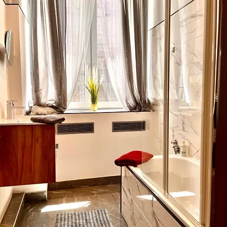 Apartment 1 In Center Warschau