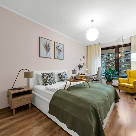 Zoliborz - Gym, Workspace, Bus Nearby - By Rentujemy Apartman *