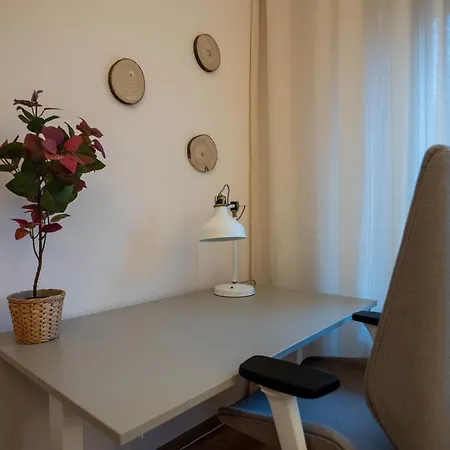 Apartman Zoliborz - Gym, Workspace, Bus Nearby - By Rentujemy *