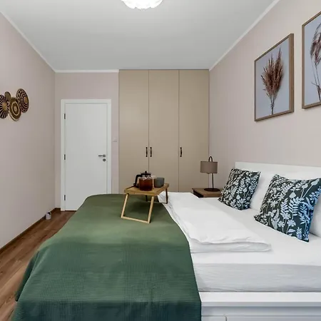Zoliborz - Gym, Workspace, Bus Nearby - By Rentujemy Apartman