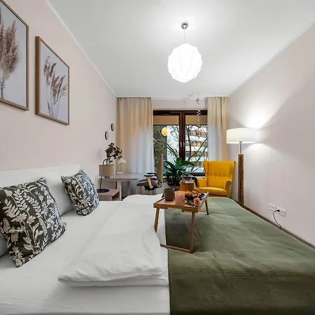 Zoliborz - Gym, Workspace, Bus Nearby - By Rentujemy Apartman *