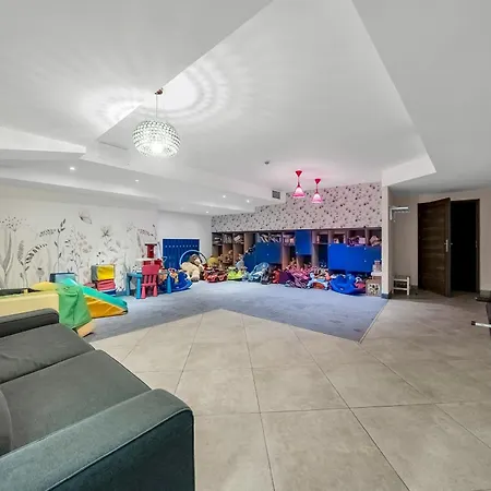 Zoliborz - Gym, Workspace, Bus Nearby - By Rentujemy Apartman Varsó