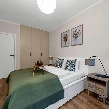 Zoliborz - Gym, Workspace, Bus Nearby - By Rentujemy * Varsó