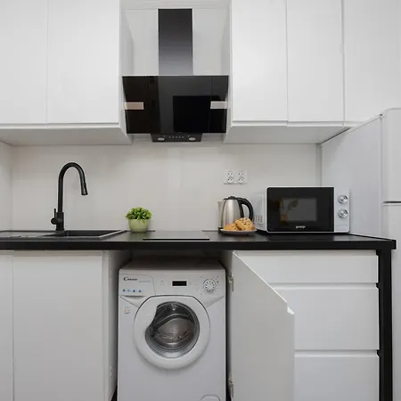 Cosy In The Centre Of By Renters * ワルシャワ