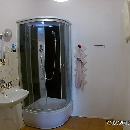 Hostel Dom Florian *