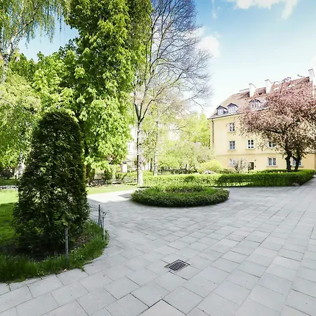 Апартаменты Spacious In The Old Town Варшава