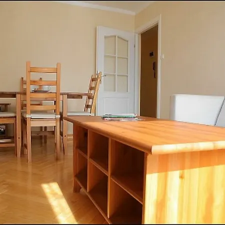 Apartament Hala Mirowska Warszawa