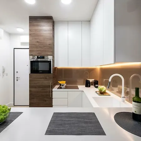 Luxury Miedzyborska 8b Warsaw