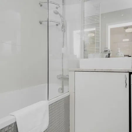 Apartament Bialy Kamien *