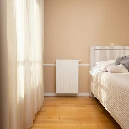 Apartament Bialy Kamien *