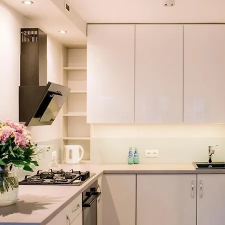 Apartment Apartel Metro Wierzbno *