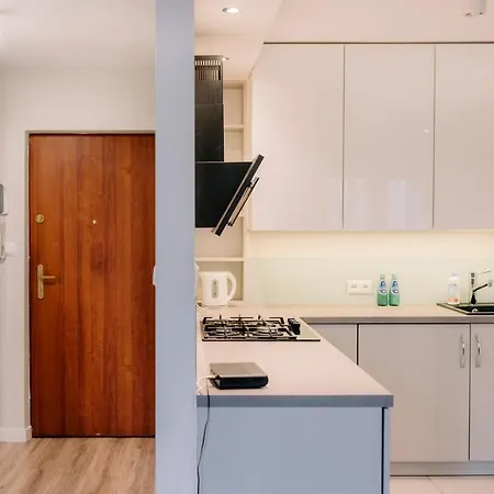Apartment Apartel Metro Wierzbno Warschau