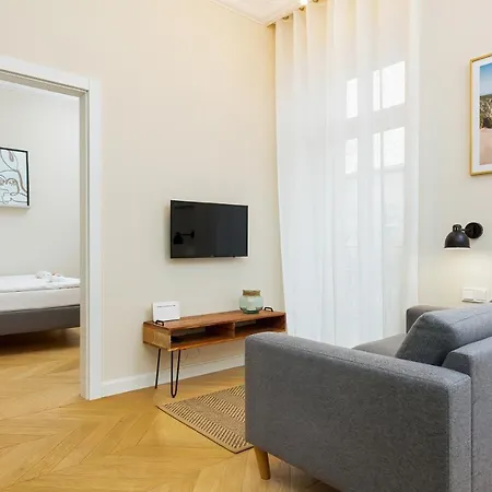 Apartment Targowa By Renters Warschau