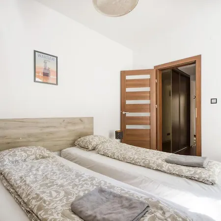 Labo Towarowa Kercelak Apartament *