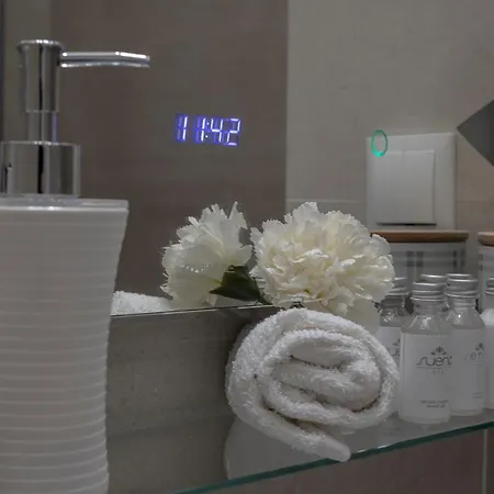 Wlr - Hoza Iii Apartament *