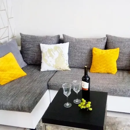 Metro Wilson Apartment Warschau