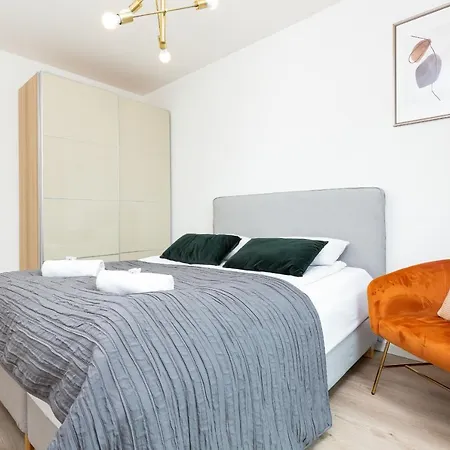 Metro Plocka Exquisite By Renters Апартаменты Варшава
