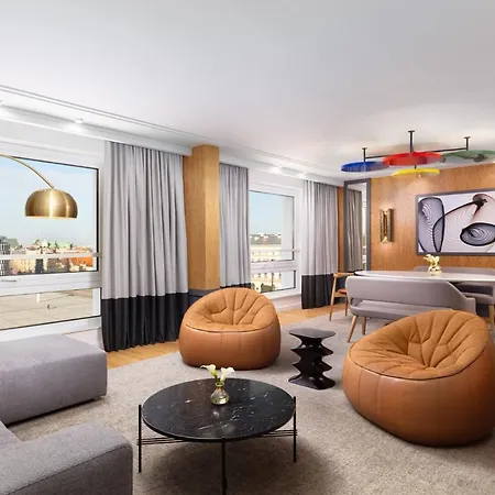 Sofitel Victoria Hotel 5*