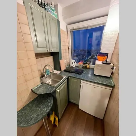 Appartement Orange Metro Fast Wifi 1gbs Big Tv Hbo Appletv *