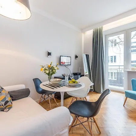 Poznanska Serviced Apartment Warschau
