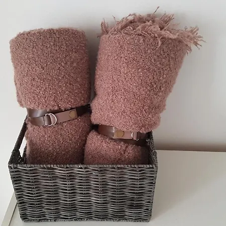 Wood Stara Ochota Privatunterkunft