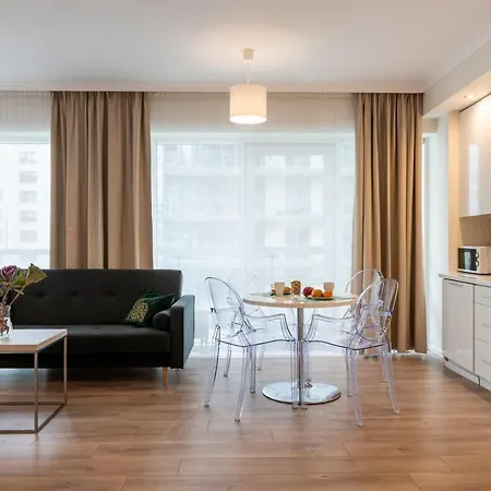 Platinum Towers Central 3* Warsaw