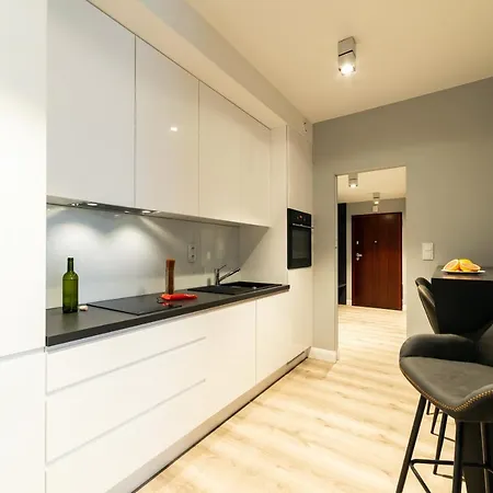Platinum Towers Central Aparthotel 3*