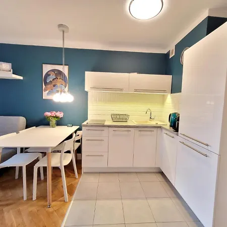 Apartment My Beloved Warsaw-metro Rondo Onz *