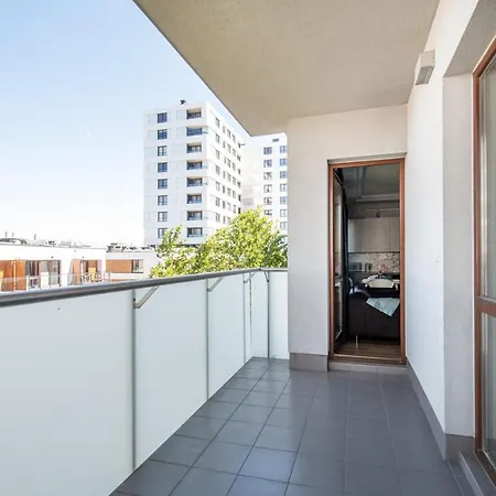 Apartament Mg Giełdowa Warszawa