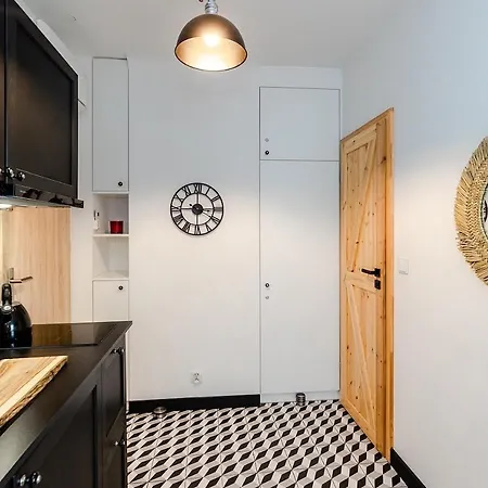 Pokoje69 & Pieknastreet Apartment