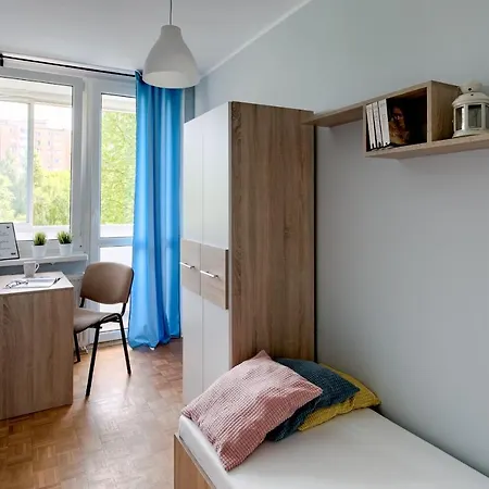 Krzywon 8 * Varsovie