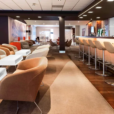 Novotel Airport 4* Warschau