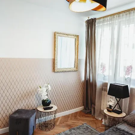Homestay Clicktheflat Jasna Palace Of Culture Warsaw